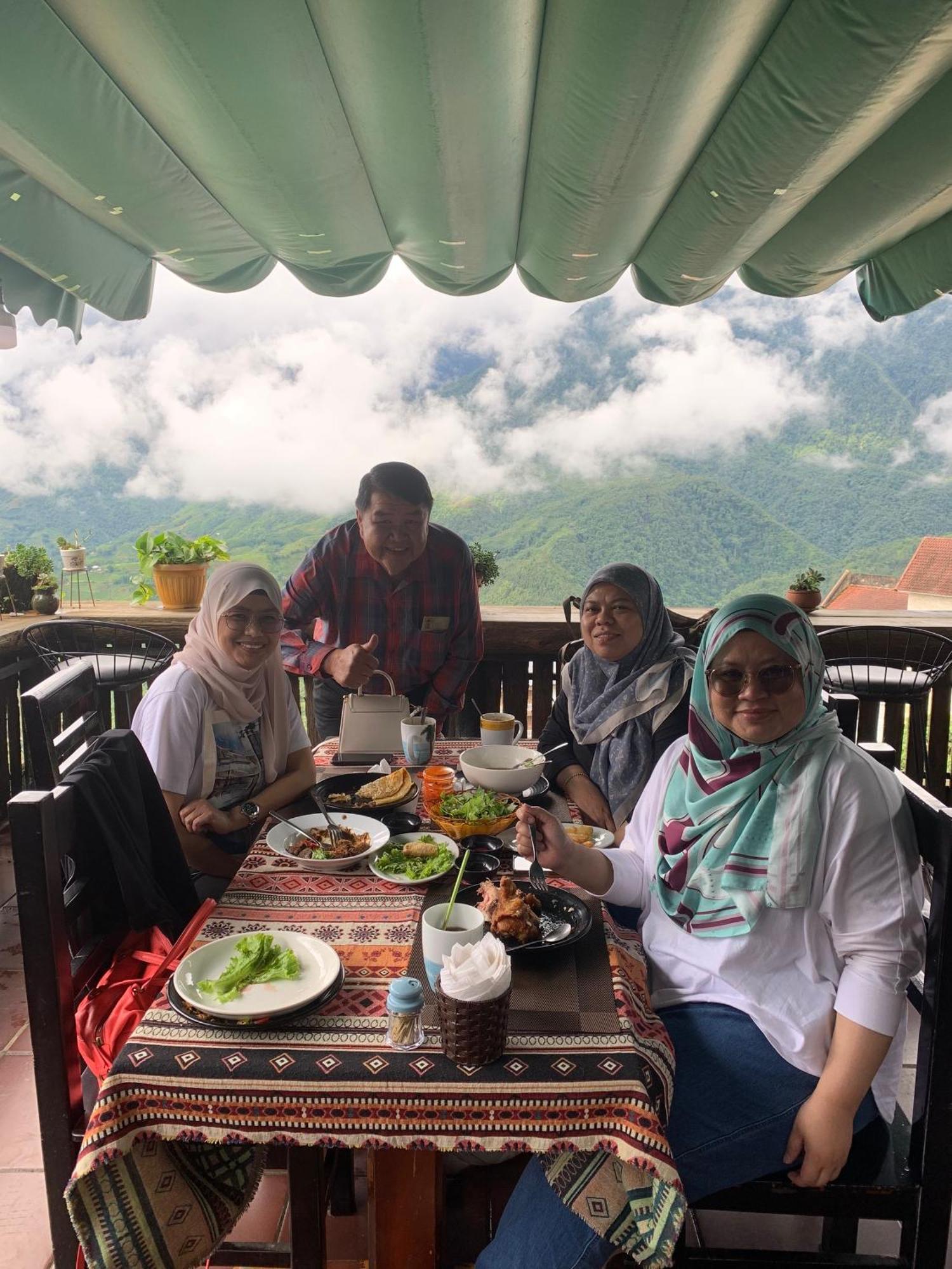 Daun Pisang Homestay And Restaurant Halal Food View Fanxipan Sapa Exterior foto